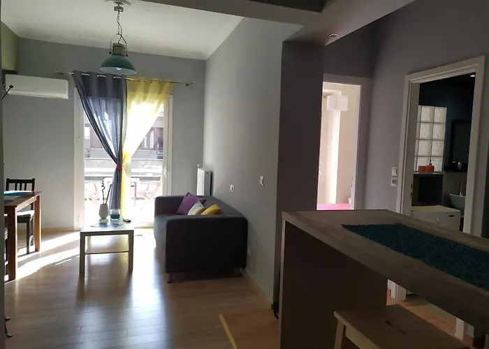 Renovated Apartment Close To Exarchia Square