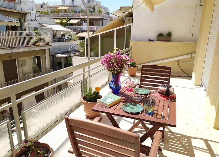 Renovated Apartment Close To Exarchia Square